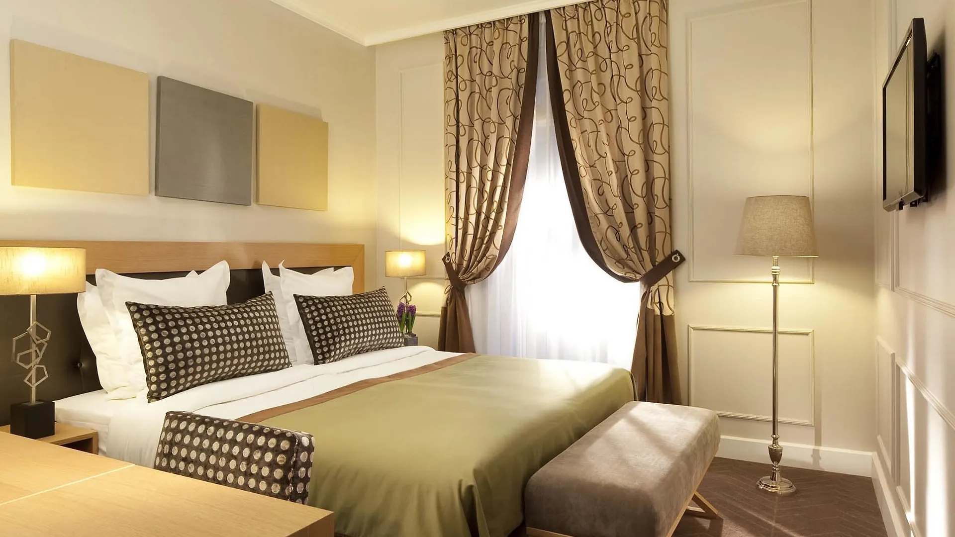 Hotel Galileo Champs Elysees Paris